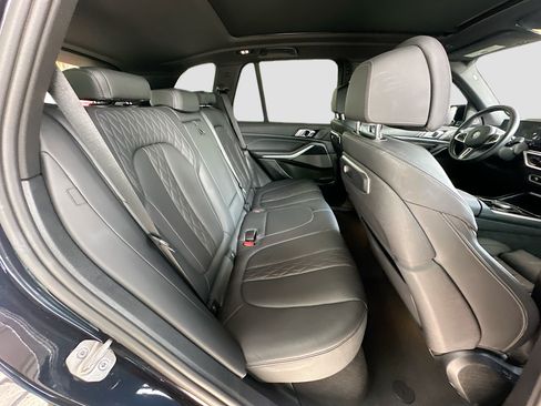 Certified 2024 BMW X5 M60i AWD/4WD image 29