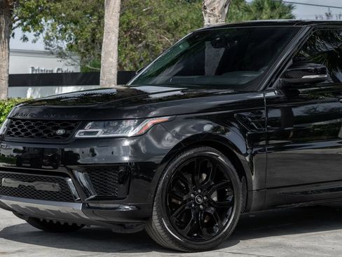 Used 2022 Land Rover Range Rover Sport HSE Silver Edition AWD/4WD image 2