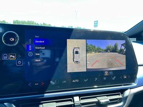 New 2026 Chevrolet Equinox EV LT FWD image 15
