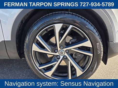 Certified 2021 Volvo XC40 T5 R-Design w/ Advanced Package image 13