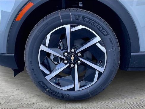 New 2026 Chevrolet Equinox EV LT FWD image 13
