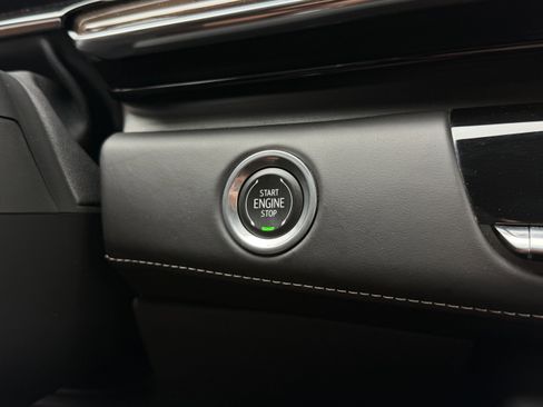 Used 2023 Cadillac Escalade Sport Platinum AWD/4WD image 25