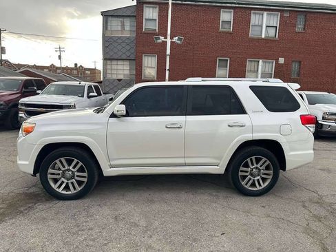 Used 2011 Toyota 4Runner Limited image 5