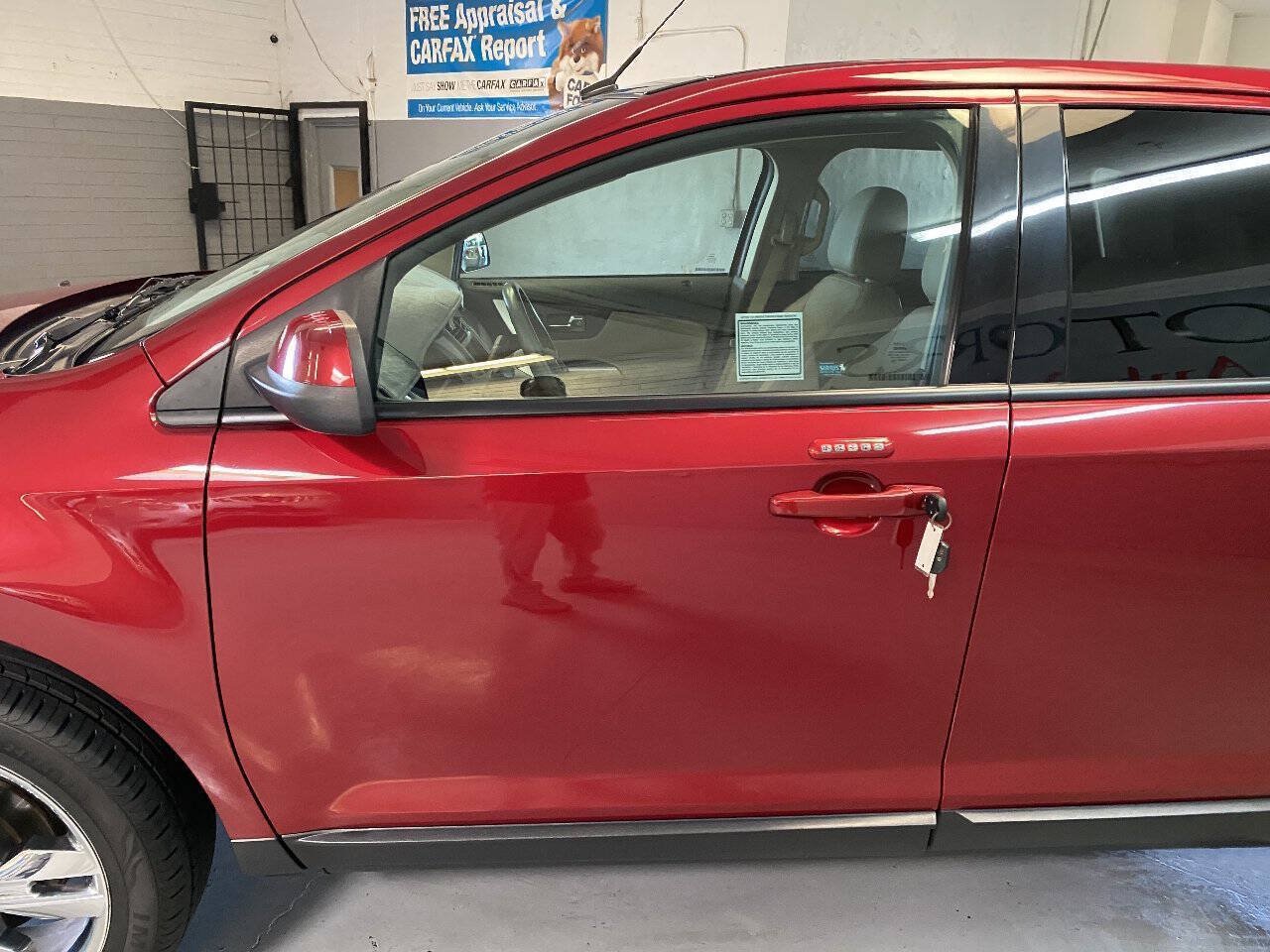 Used 2013 Ford Edge SEL FWD image 11