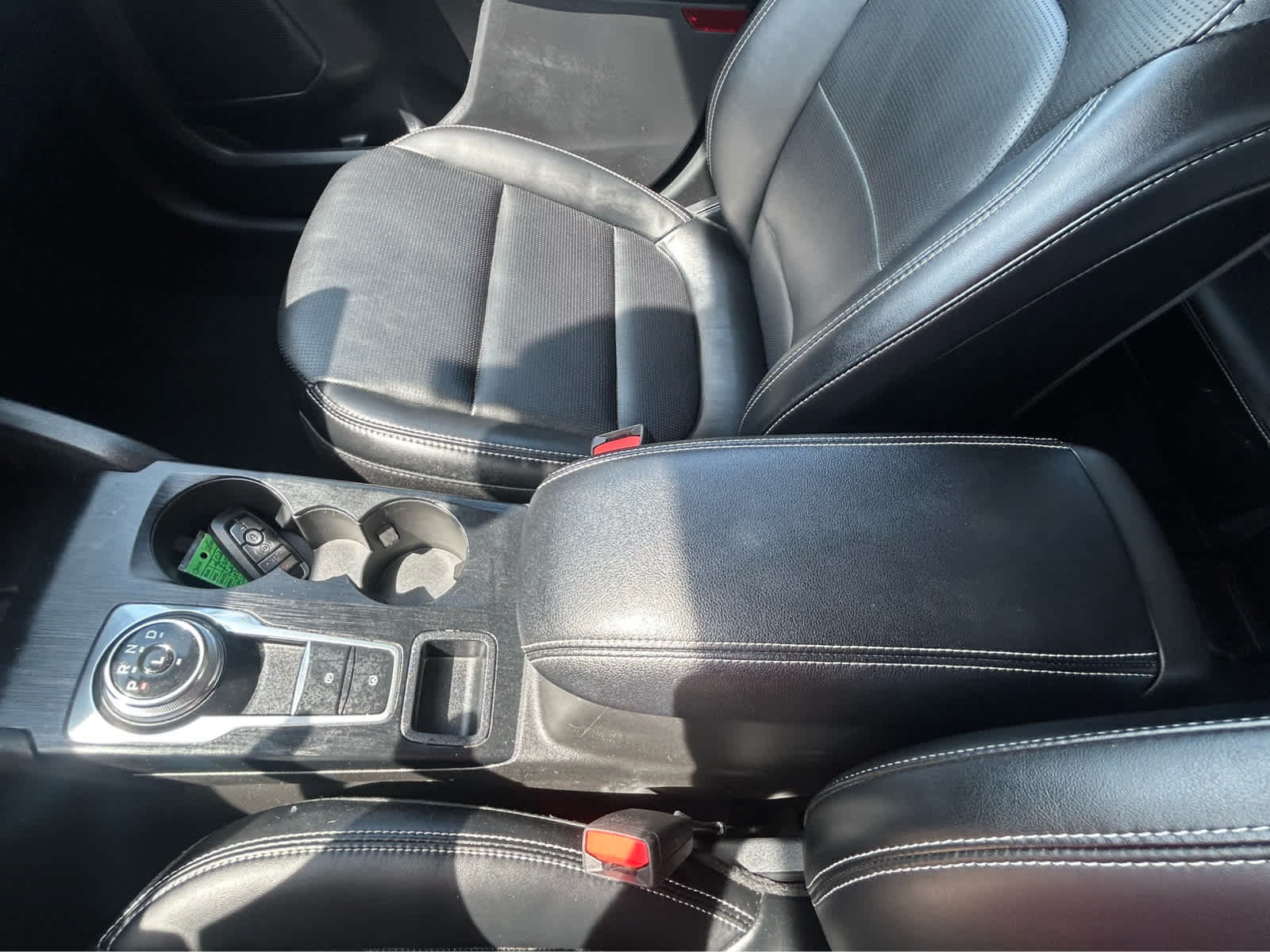 Used 2025 Ford Escape Platinum AWD/4WD image 45