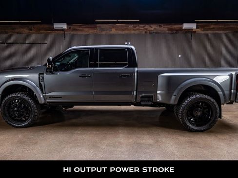 Used 2026 Ford F450 Platinum w/ Platinum Plus Package image 6