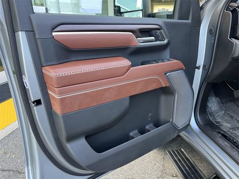 New 2026 GMC Sierra 2500 Denali Ultimate image 10