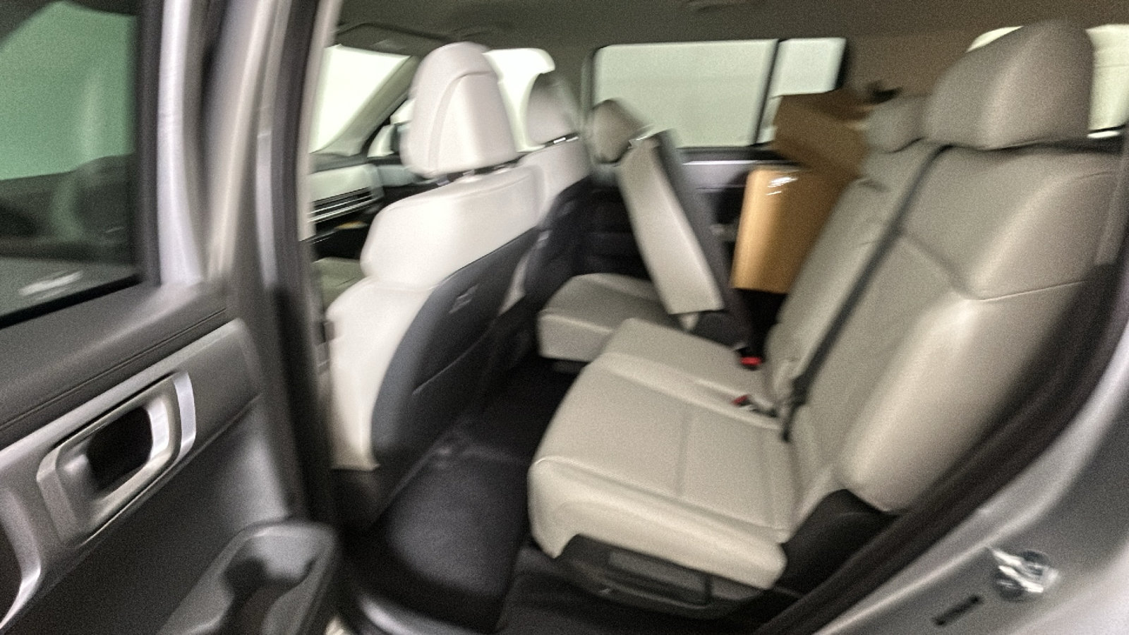 Certified 2026 Hyundai Santa Fe SEL AWD/4WD image 33