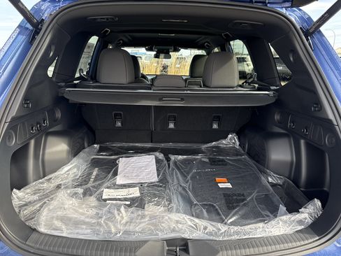 New 2026 Subaru Forester Premium AWD/4WD image 13