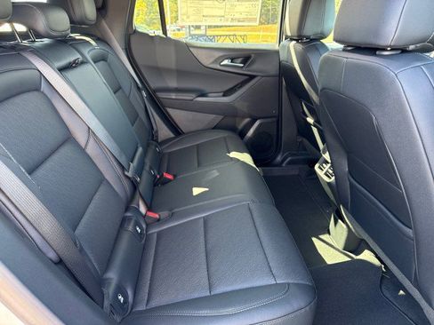 New 2026 Chevrolet Equinox LT image 14