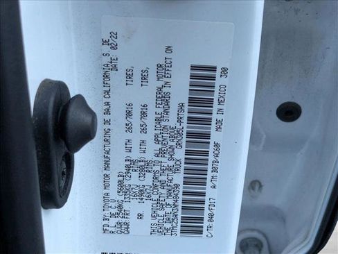 Certified 2022 Toyota Tacoma TRD Off-Road image 24