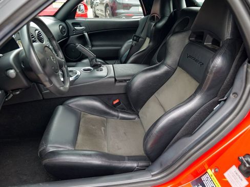 Used 2004 Dodge Viper SRT-10 image 46