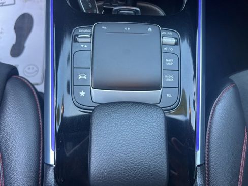 Used 2022 Mercedes-Benz GLA 250 4MATIC image 33