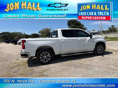 Used 2020 Chevrolet Silverado 1500 LT AWD/4WD image 12