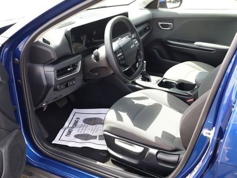 Used 2025 Kia K4 FWD image 11