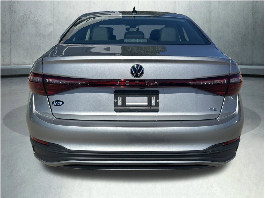 New 2027 Volkswagen Jetta SE FWD image 4