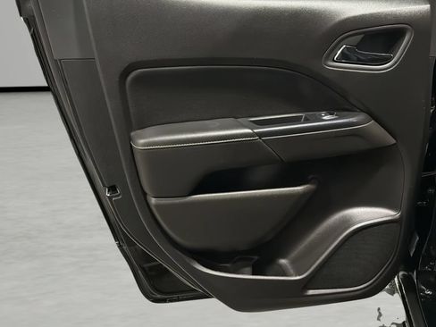 Used 2018 GMC Canyon Denali AWD/4WD image 15