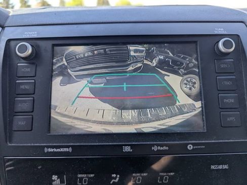 Used 2020 Toyota Sequoia Platinum AWD/4WD image 9