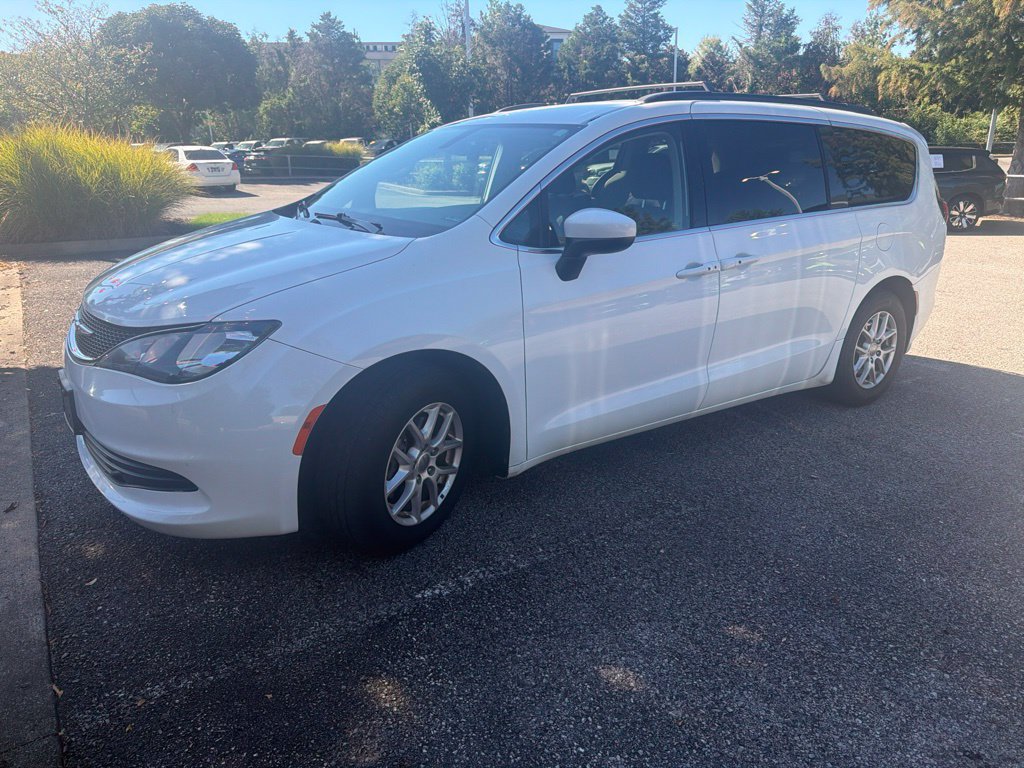 Used 2020 Chrysler Voyager Lxi FWD image 5