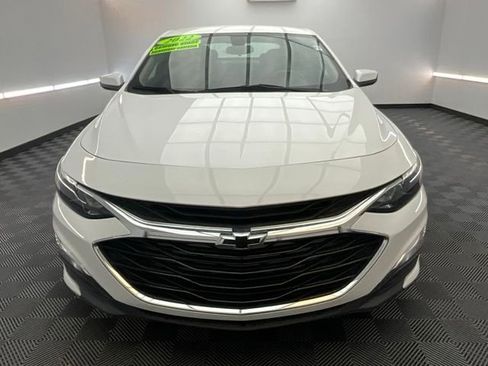 Used 2022 Chevrolet Malibu RS FWD image 2