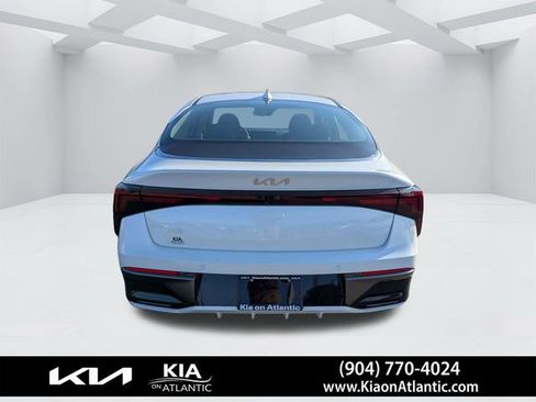 New 2025 Kia K5 LXS FWD image 4