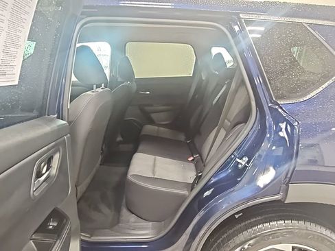 Used 2025 Nissan Rogue SV image 25