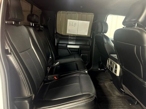 Used 2018 Ford F150 Lariat image 17