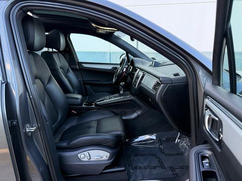 Used 2015 Porsche Macan S AWD/4WD image 29