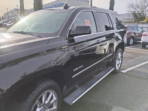 Used 2016 GMC Yukon Denali w/ Open Road Package image 4