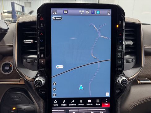 Used 2025 RAM 3500 Longhorn image 36