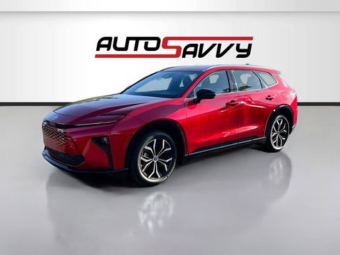 Used 2025 Toyota Crown Signia AWD/4WD image 3