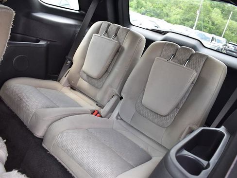 Used 2012 Ford Explorer XLT image 16