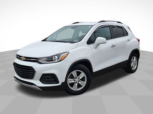 Used 2018 Chevrolet Trax LT w/ LT Convenience Package image 32