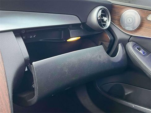 Used 2020 Mercedes-Benz C 300 4MATIC Sedan w/ Premium Package image 28