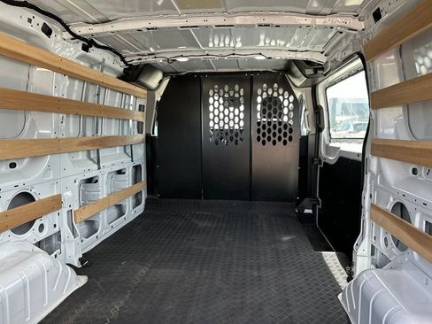 Used 2025 Ford Transit 250 Low Roof w/ Exterior Upgrade Package RWD image 4