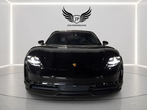 Used 2022 Porsche Taycan RWD image 2