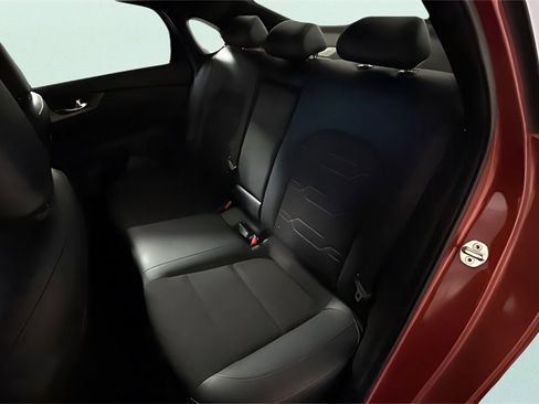 Used 2020 Kia Forte GT-Line image 28