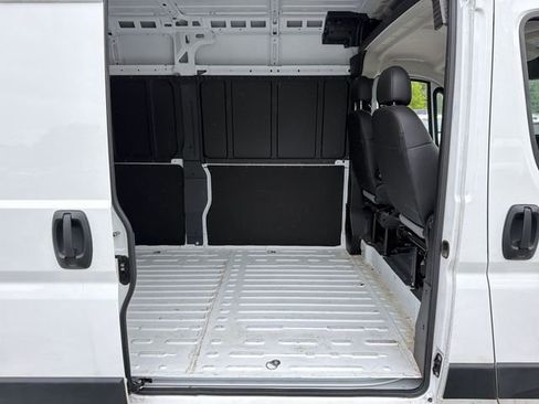 Used 2025 RAM ProMaster 3500 w/ Convenience Group FWD image 30