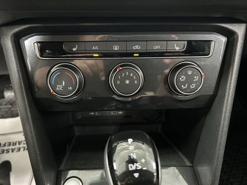 Certified 2024 Volkswagen Tiguan S AWD/4WD image 16
