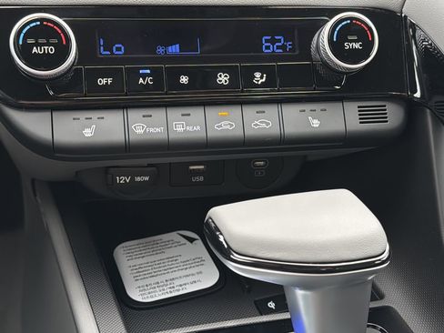 New 2026 Hyundai Elantra SEL Sport Premium FWD image 23