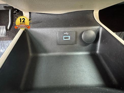 Used 2017 Ford Fusion SE image 36