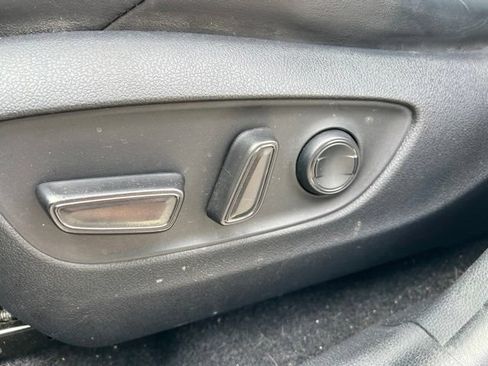 Used 2020 Toyota RAV4 XSE AWD/4WD image 31