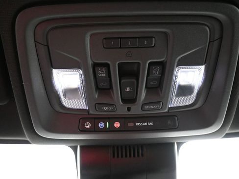 Used 2024 GMC Sierra 2500 AT4 w/ AT4 Premium Plus Package image 15