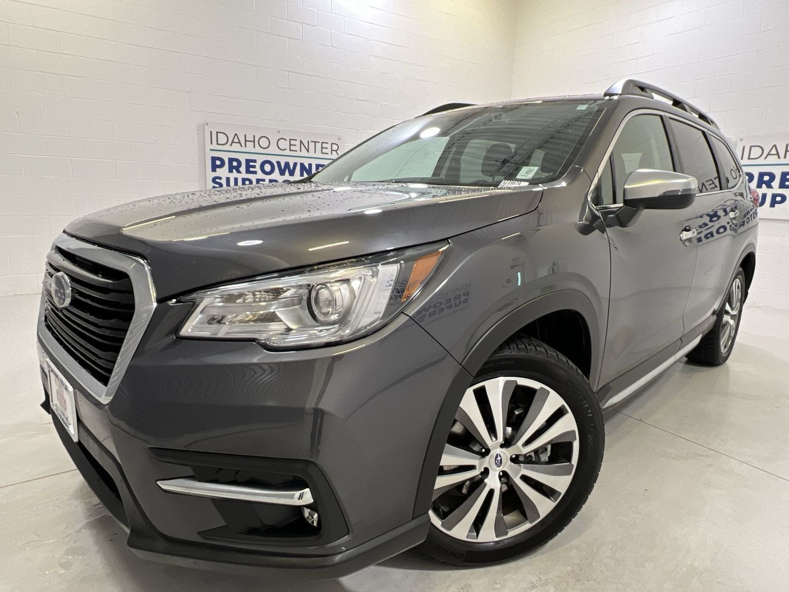 Used 2022 Subaru Ascent Touring AWD/4WD image 2