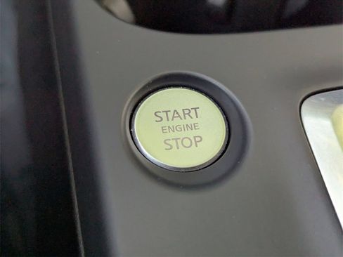 Used 2024 INFINITI QX50 Sensory image 24