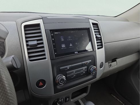 Used 2021 Nissan Frontier SV w/ SV Utility Package image 16