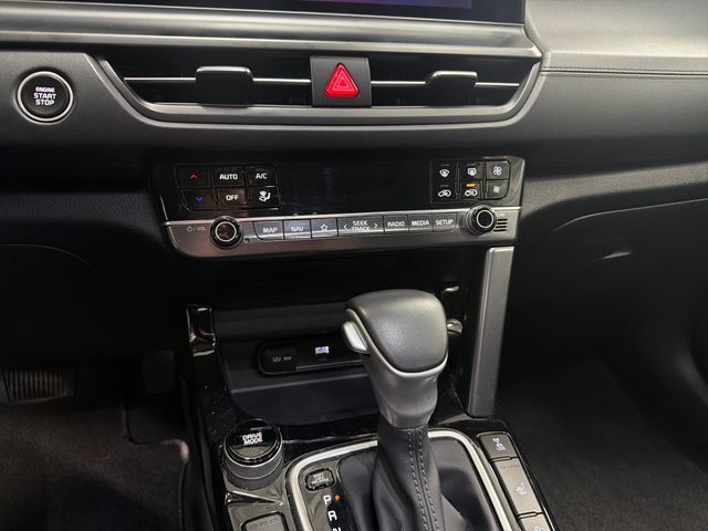 Certified 2024 Kia Seltos EX AWD/4WD image 19