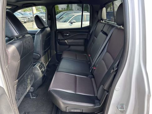 Used 2023 Honda Ridgeline Black Edition image 13
