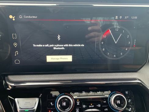 Used 2024 GMC Sierra 2500 AT4 w/ AT4 Premium Plus Package image 33