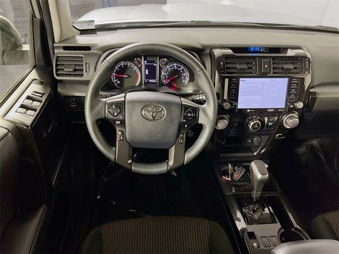 Certified 2024 Toyota 4Runner TRD Off-Road image 20